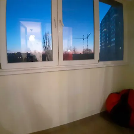 Квартира С Балконом В Новом Доме Рядом С Центром Apartment