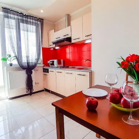 Apartment Квартира С Балконом В Новом Доме Рядом С Центром
