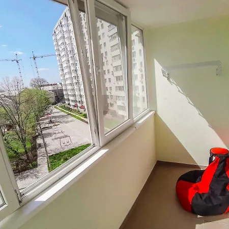 Apartman Квартира З Балконом Близько До Центру *